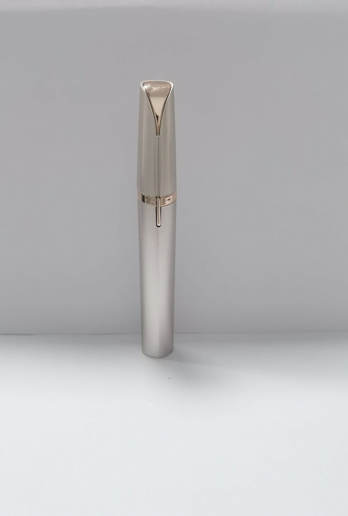 Mini Electric Eyebrow Trimmer Lipstick Brows Pen Hair Remover Painless Razor Epilator with LED Light - photo 13